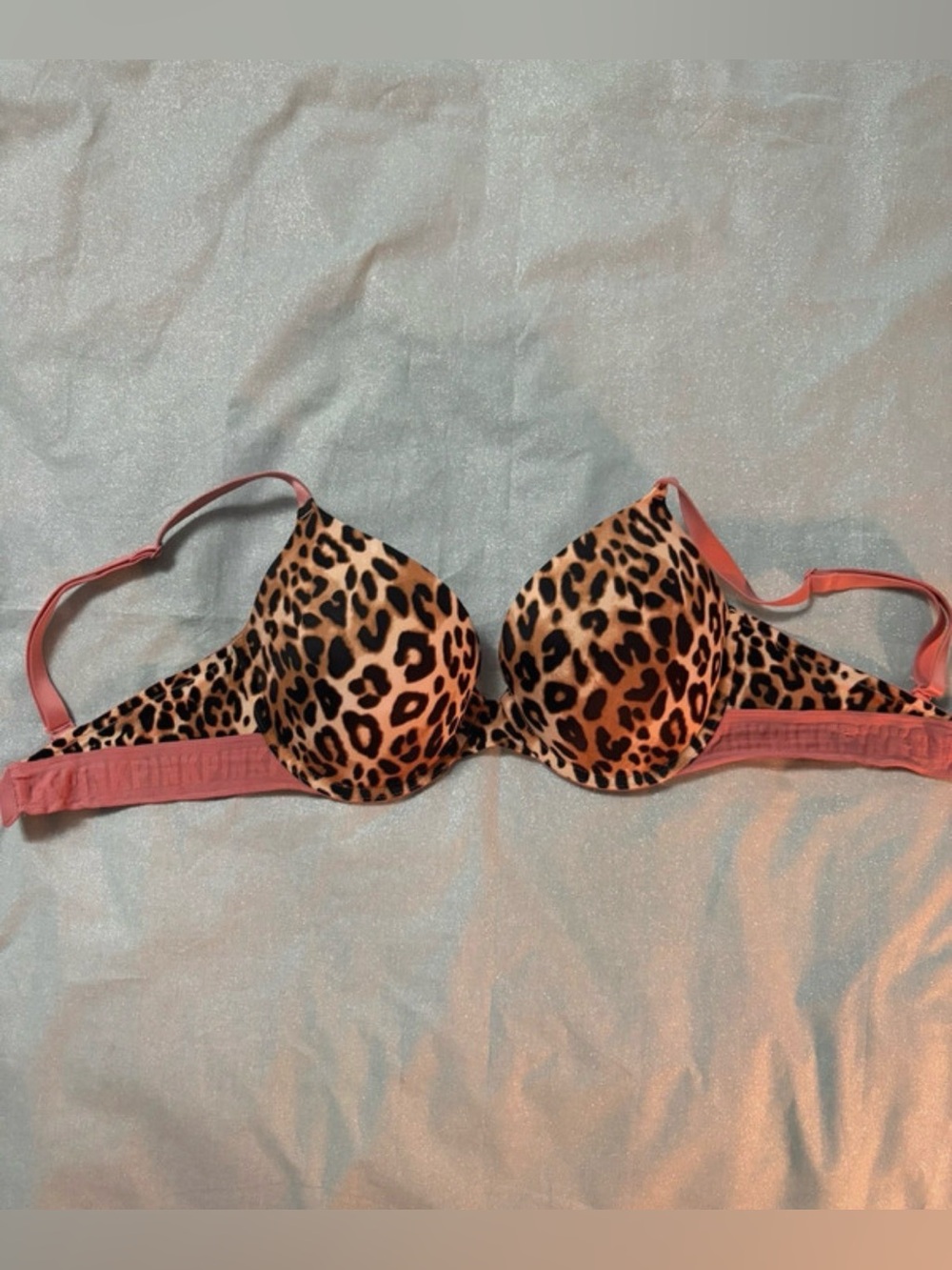 Victoria's Secret PINK Leopard Print Logo Band Wear Everywhere Push Up Bra 34DD